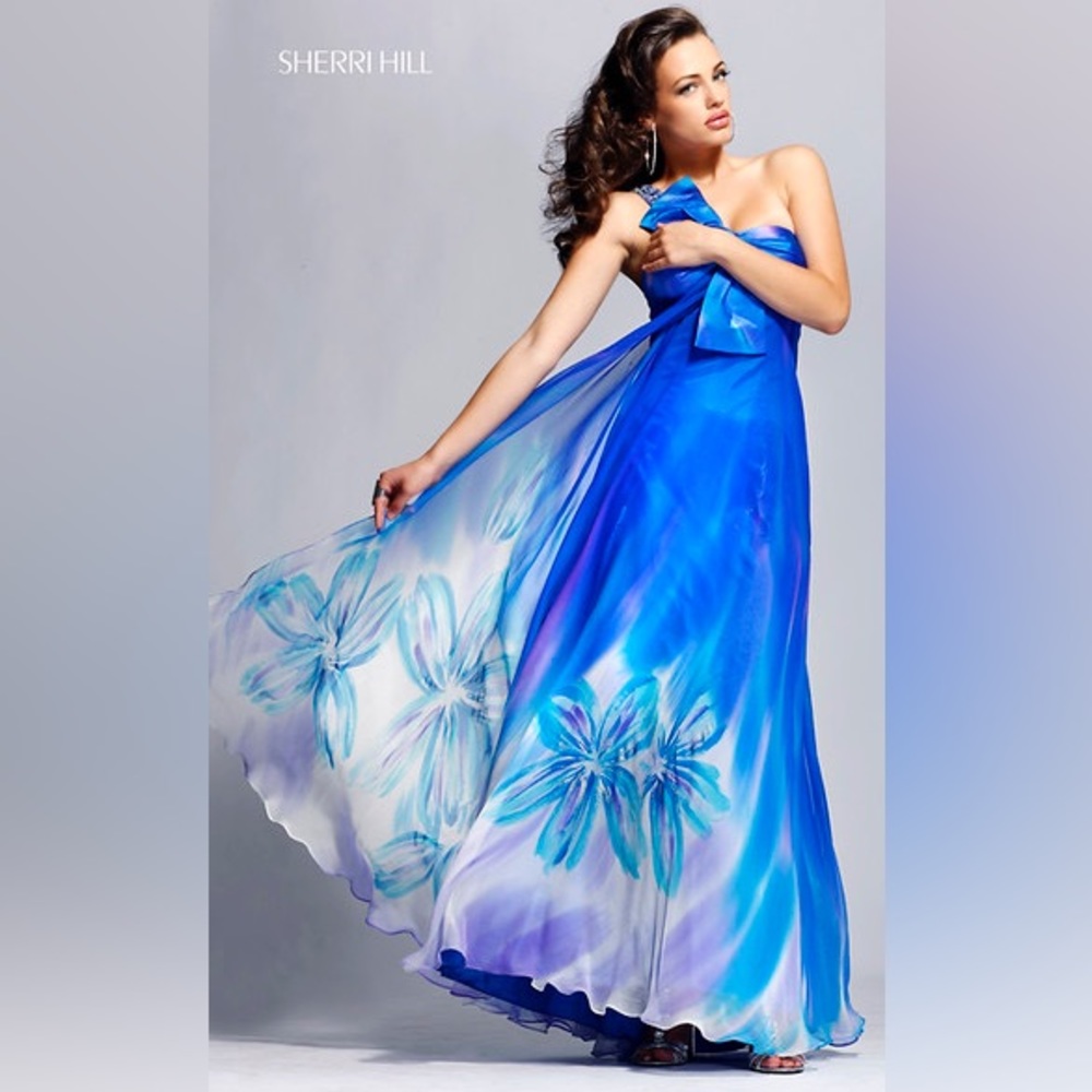 Sherri Hill Prom Dress - Picture 11 of 11